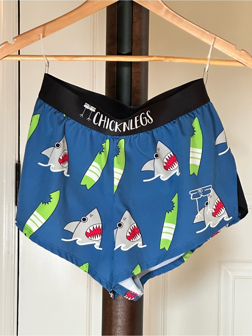 ChicknLegs Men’s XS 2” Split Running Shorts Shark Print
